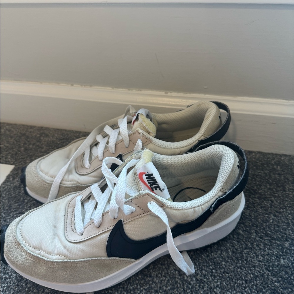 Nike Cream and Black Athletic Shoes